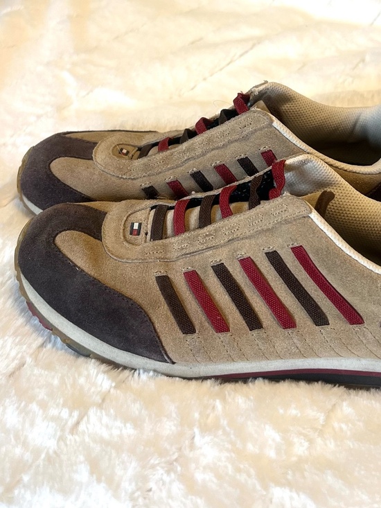 Tommy Hilfiger Shoes - Tommy Hilfiger Suede Sneakers – Beige & Brown w/ Red – Size 7.5 – Vintage Style